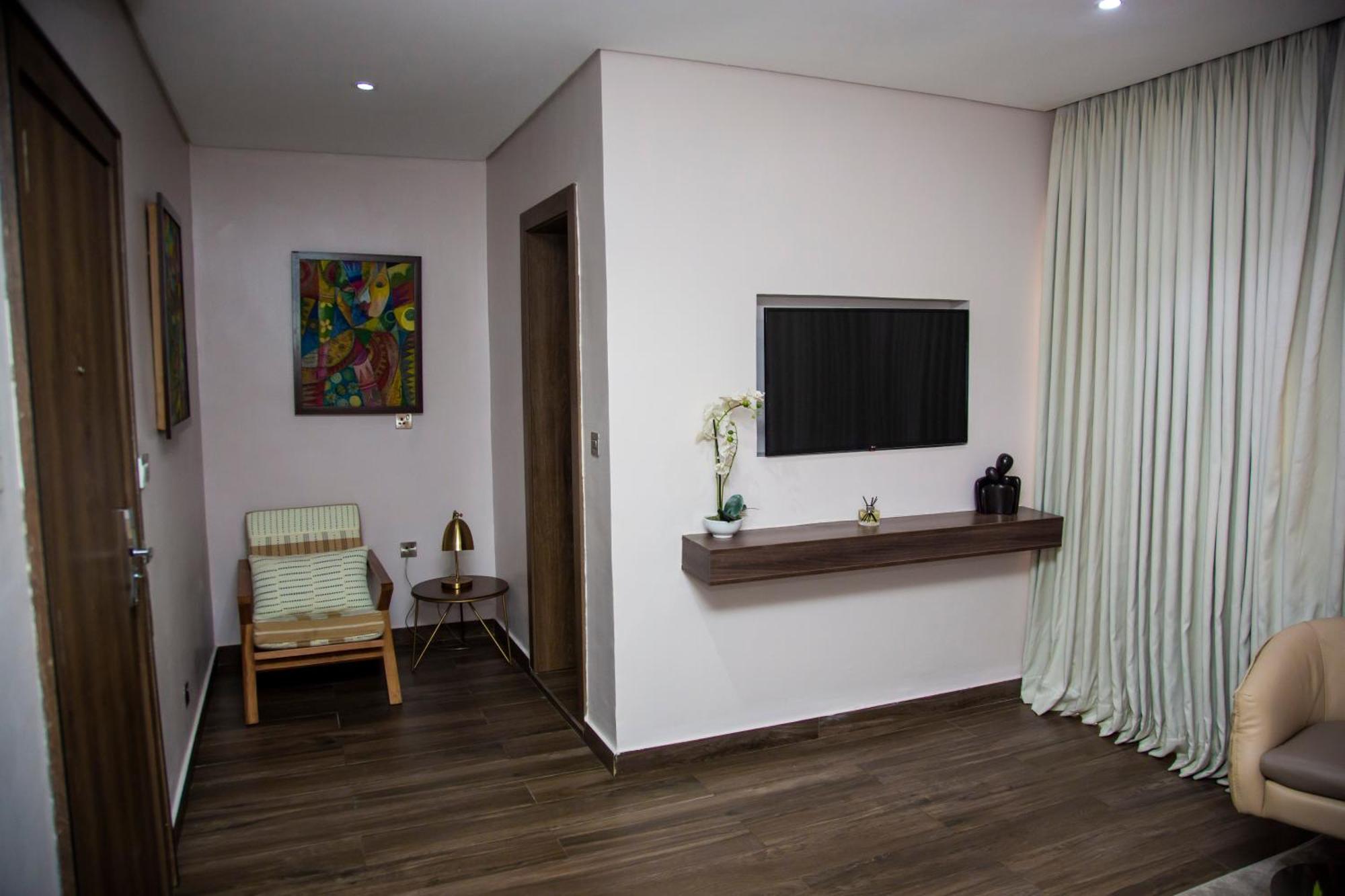 The White Orchid Hotel Lagos Buitenkant foto