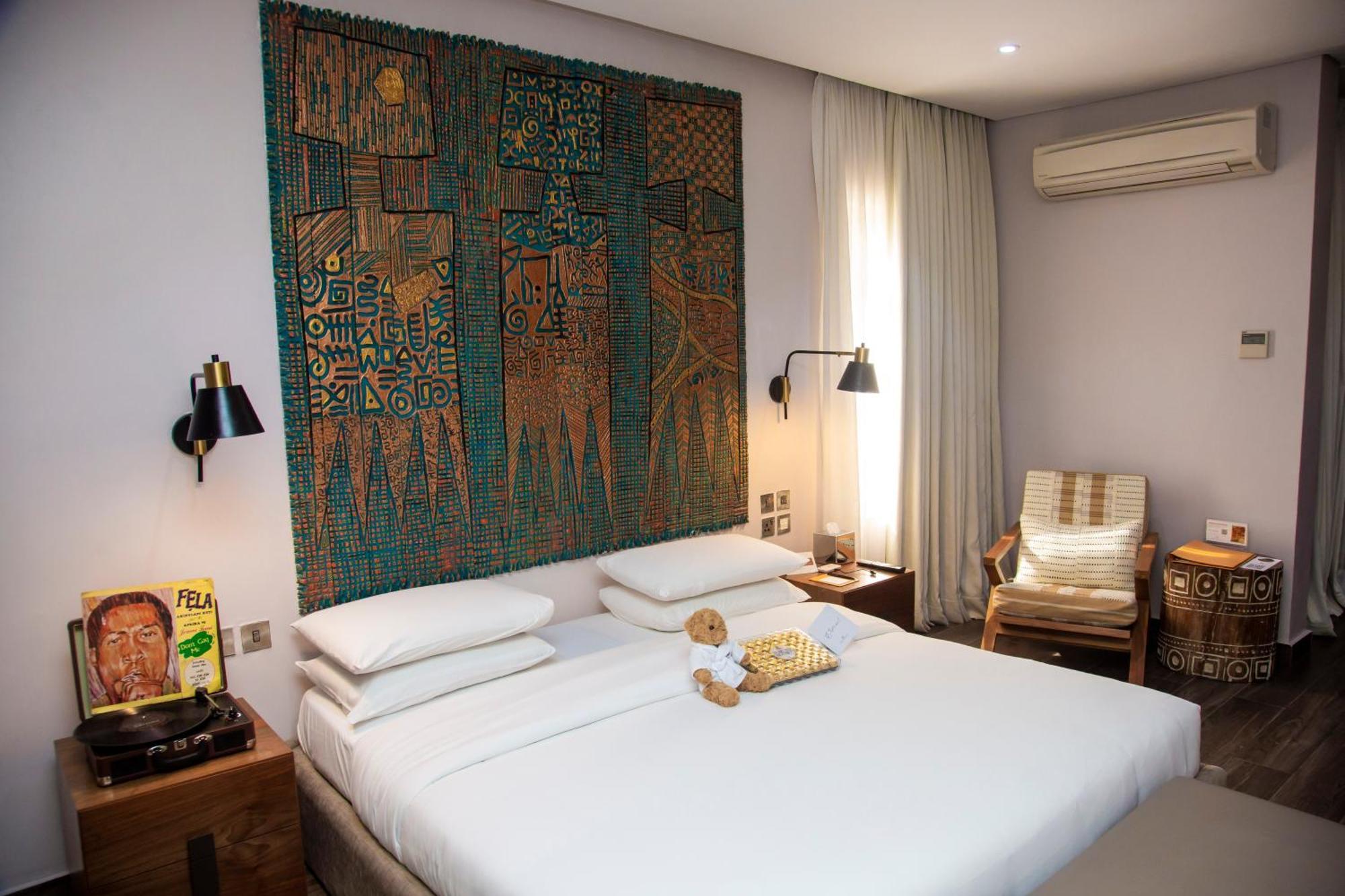 The White Orchid Hotel Lagos Buitenkant foto