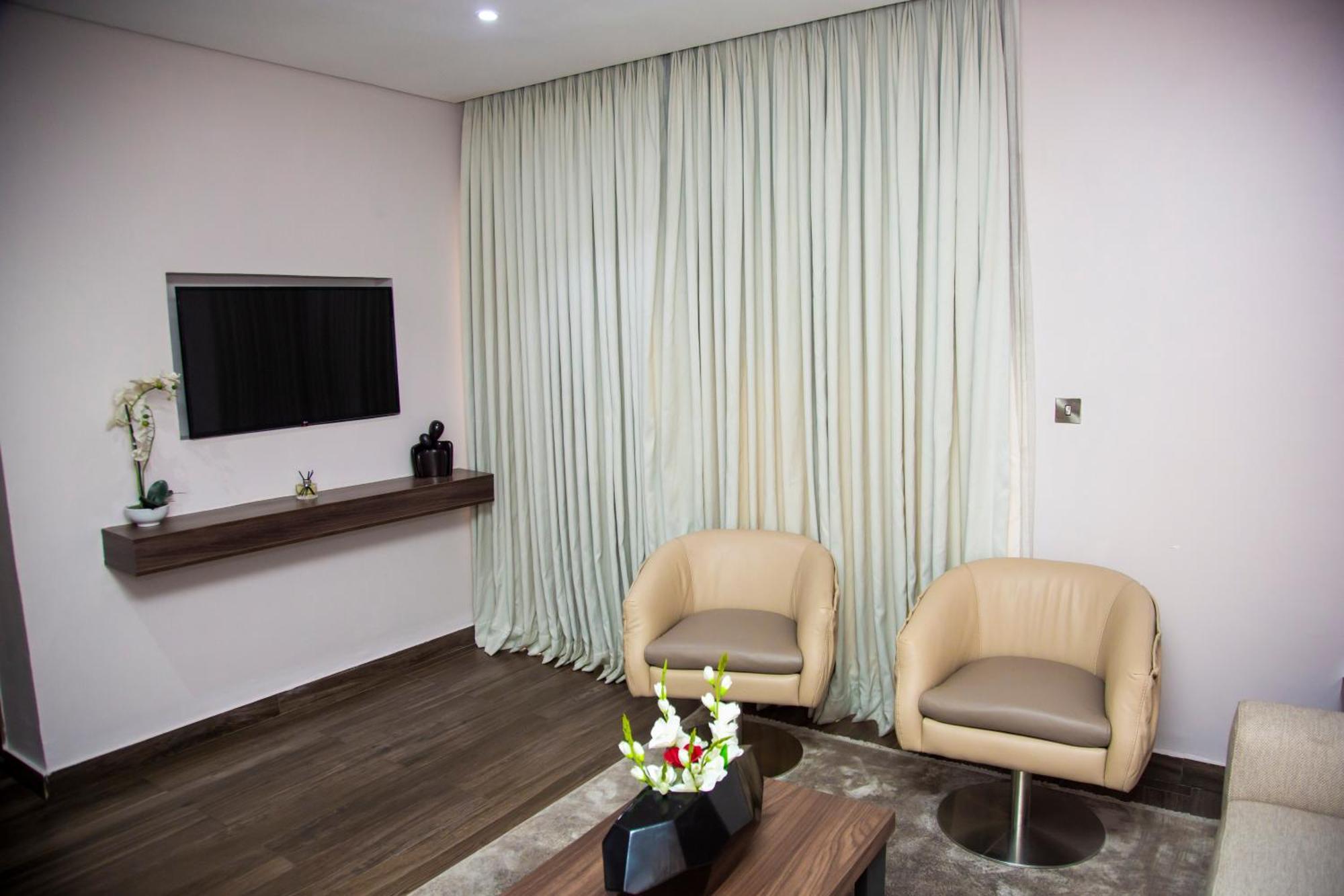 The White Orchid Hotel Lagos Buitenkant foto