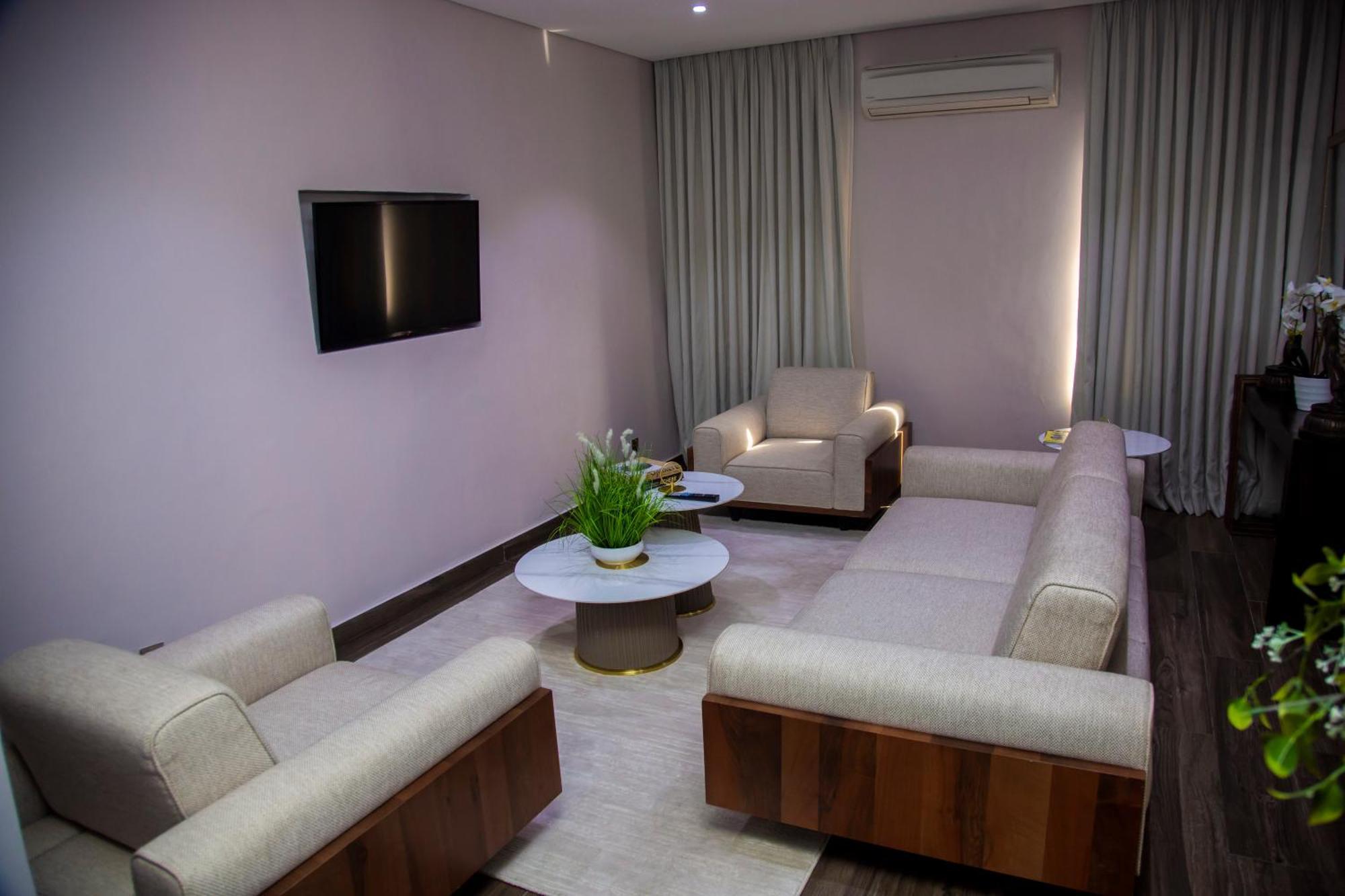The White Orchid Hotel Lagos Buitenkant foto