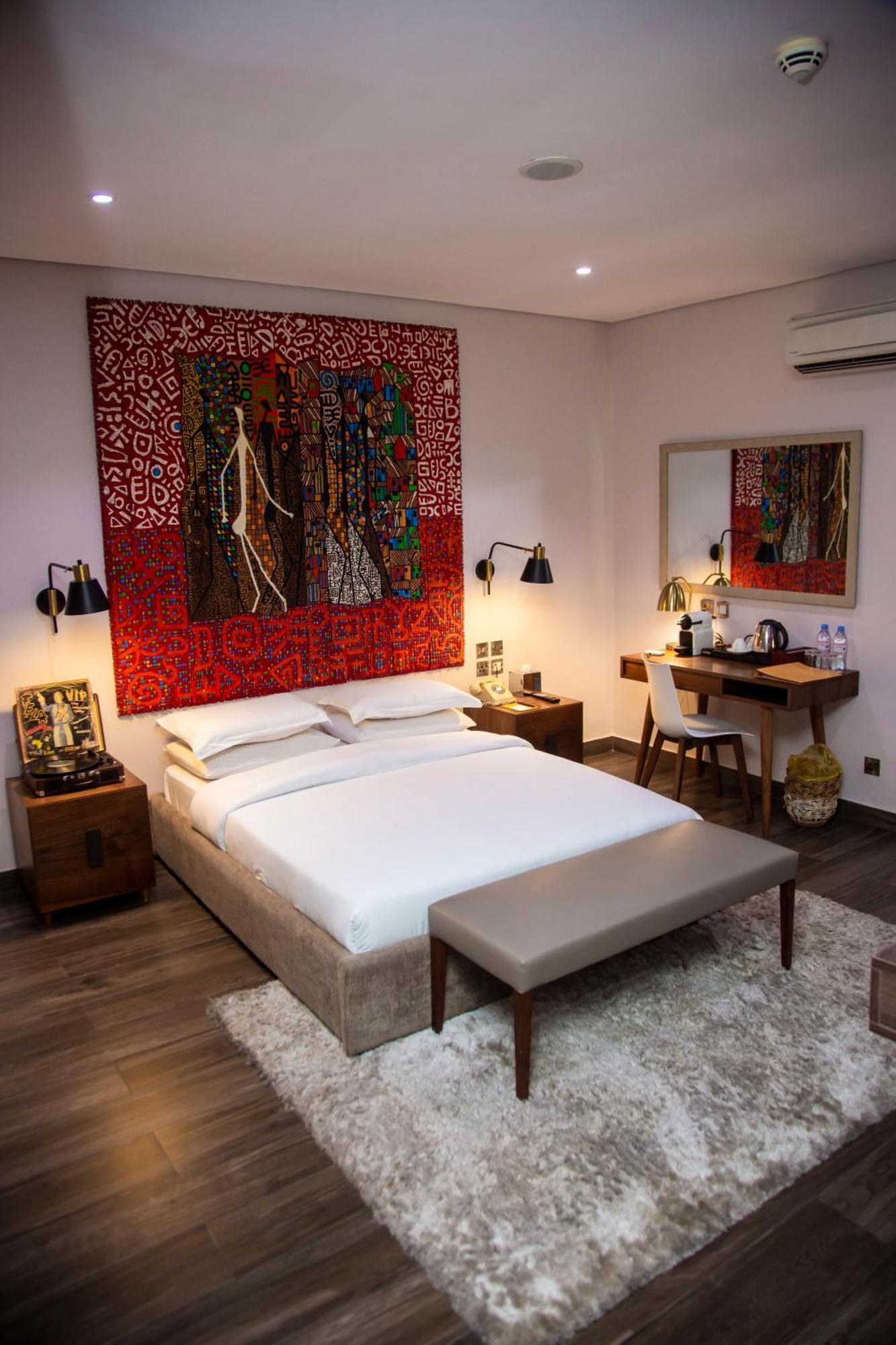 The White Orchid Hotel Lagos Buitenkant foto