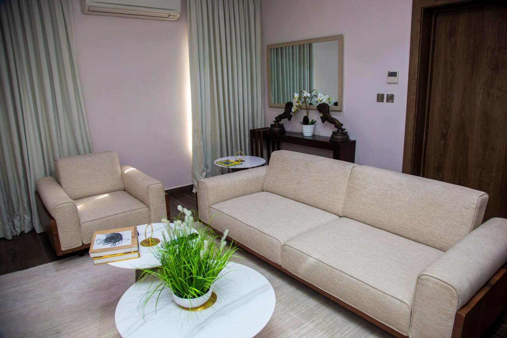 The White Orchid Hotel Lagos Buitenkant foto