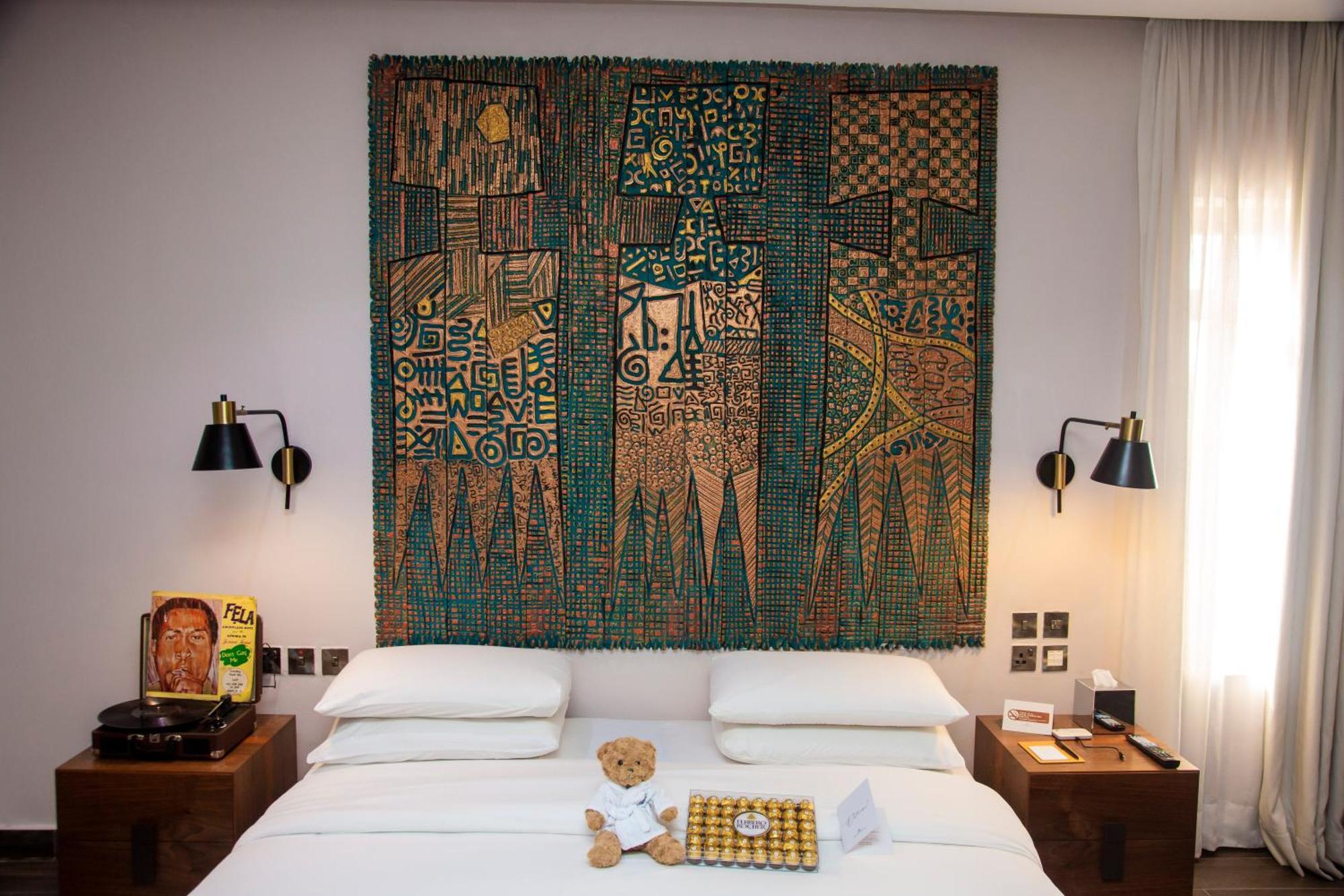 The White Orchid Hotel Lagos Buitenkant foto