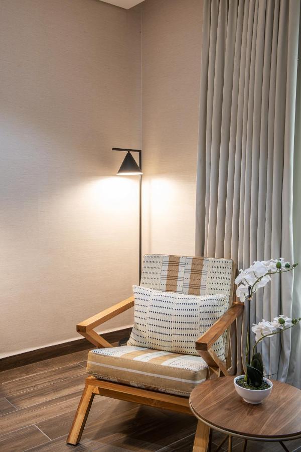 The White Orchid Hotel Lagos Buitenkant foto
